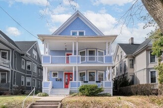 Building Photo - 862 Orange St