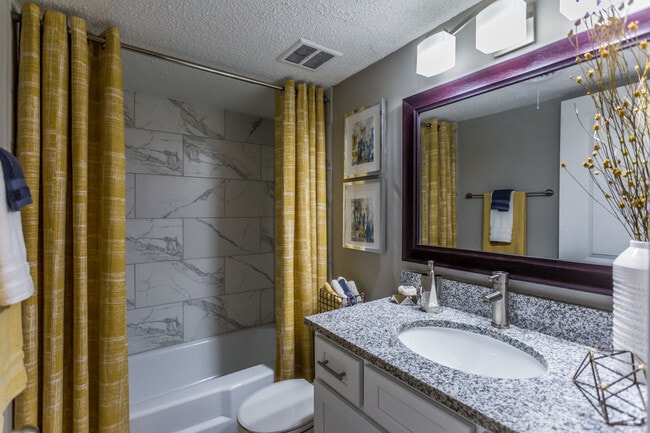 Interior Photo - The Roxbury