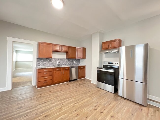 Foto del edificio - Colerain Estates *Renovated 4bedroom home*