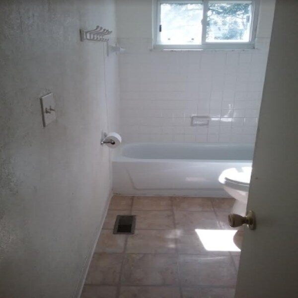 Building Photo - 2537 Bethesda Ave