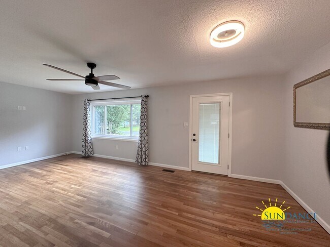 Foto del edificio - Renovated 3 Bedroom Home in Fort Walton Be...