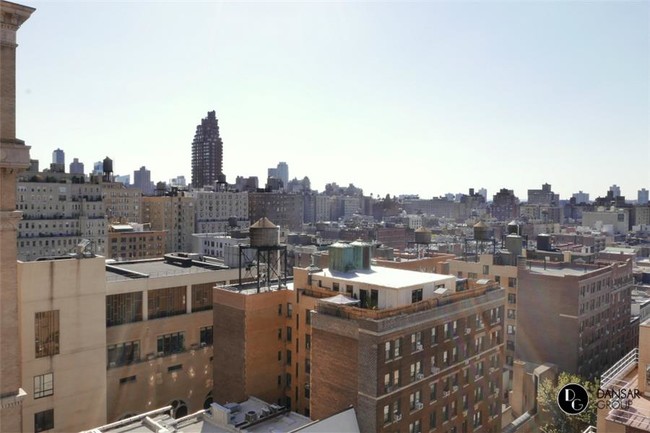 Building Photo - 241 Central Park W
