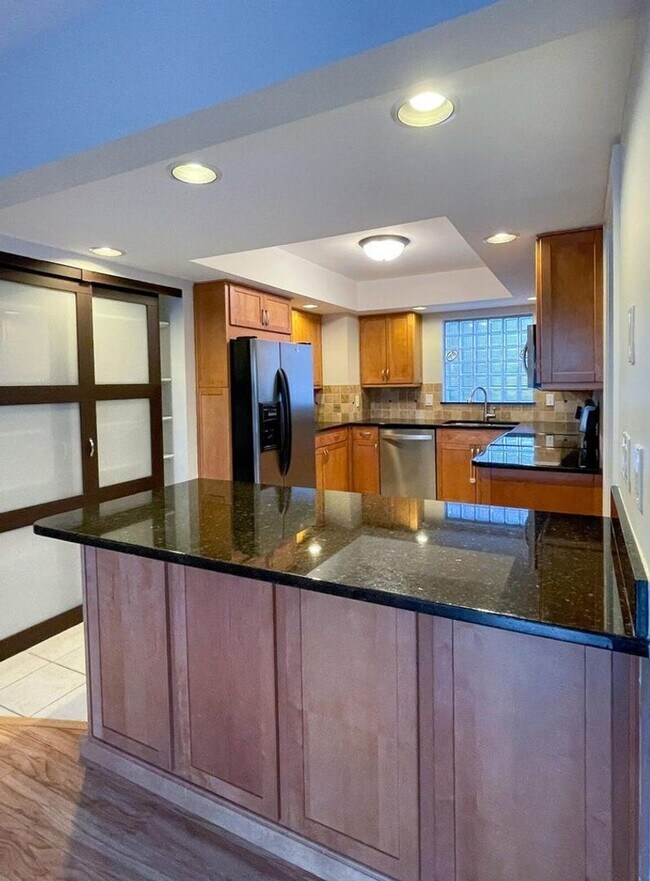 Building Photo - 11551 Winchester Drive, Palm Beach Gardens...