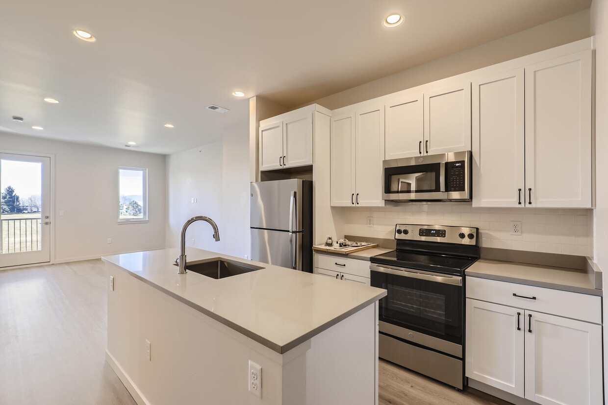 Foto principal - 3830 Olive St