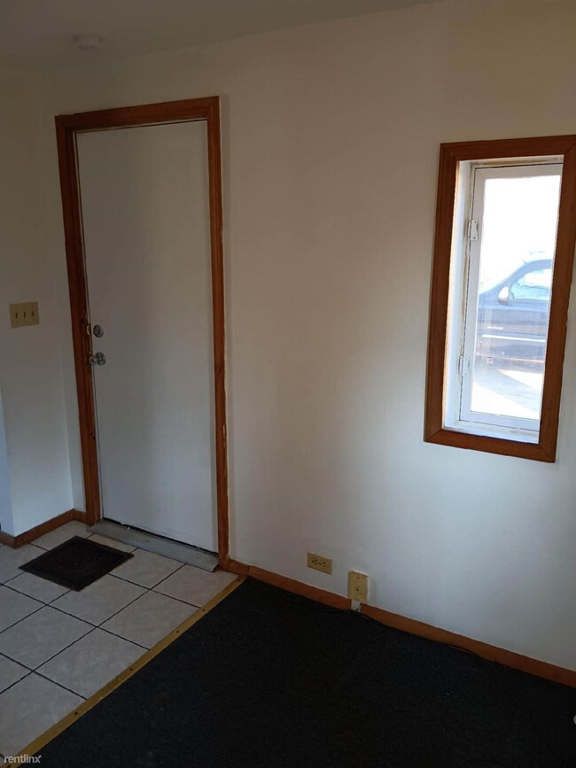 Building Photo - 1 br, 1 bath House - 12455 W Michigan Ave