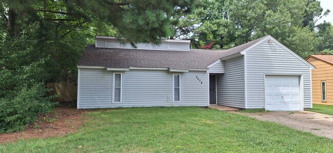 Foto del edificio - Newly Renovated 3 bedroom 2 bath home - Op...