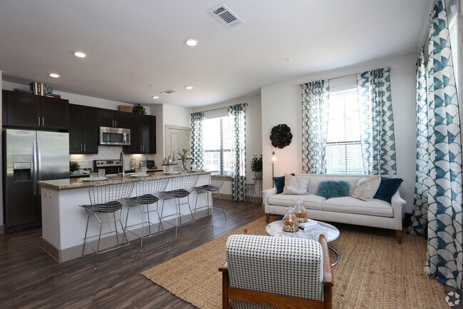 Foto del edificio - 2-Bed Luxury + 1 Month Free Special!