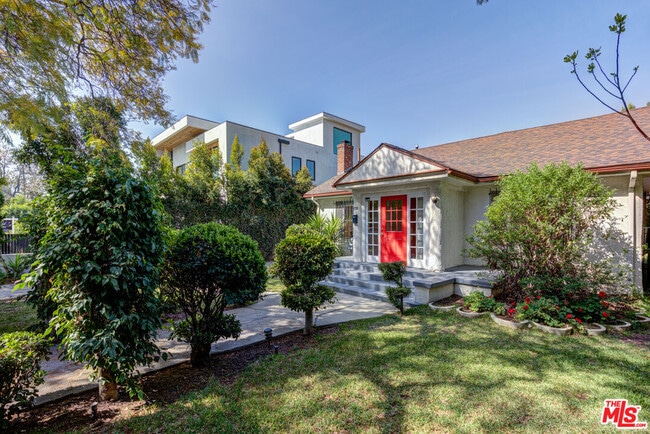 Foto del edificio - 835 N Ogden Dr