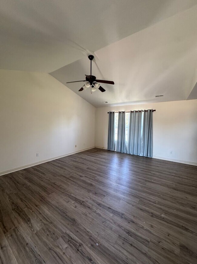 Building Photo - 3511 Tuscany Ridge