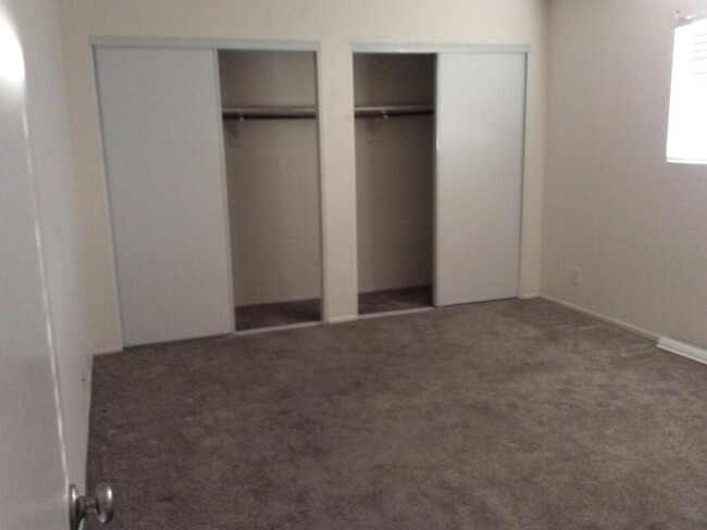 Foto del edificio - 5036 W Ave L8