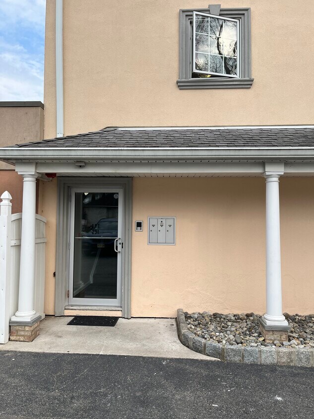 231 Franklin Avenue Unit 2, Nutley, NJ 07110 Apartments in Nutley, NJ