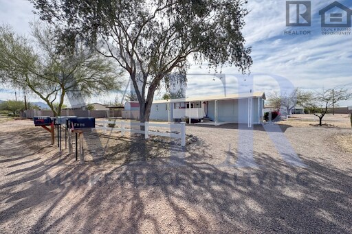Foto del edificio - 2Bed/2Bath Mobile Home in Apache Junction! Ready for Immediate Move-In! -- NO HOA! RV PARKING!