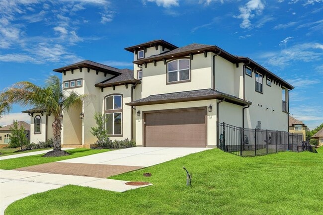 Building Photo - 611 Appia Dr