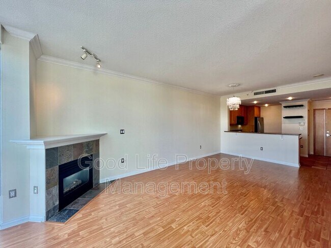 Building Photo - 850 Beech St