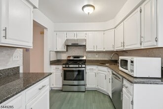Building Photo - 2902 Jesse Way