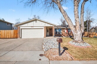 Building Photo - 11003 W Mexico Dr