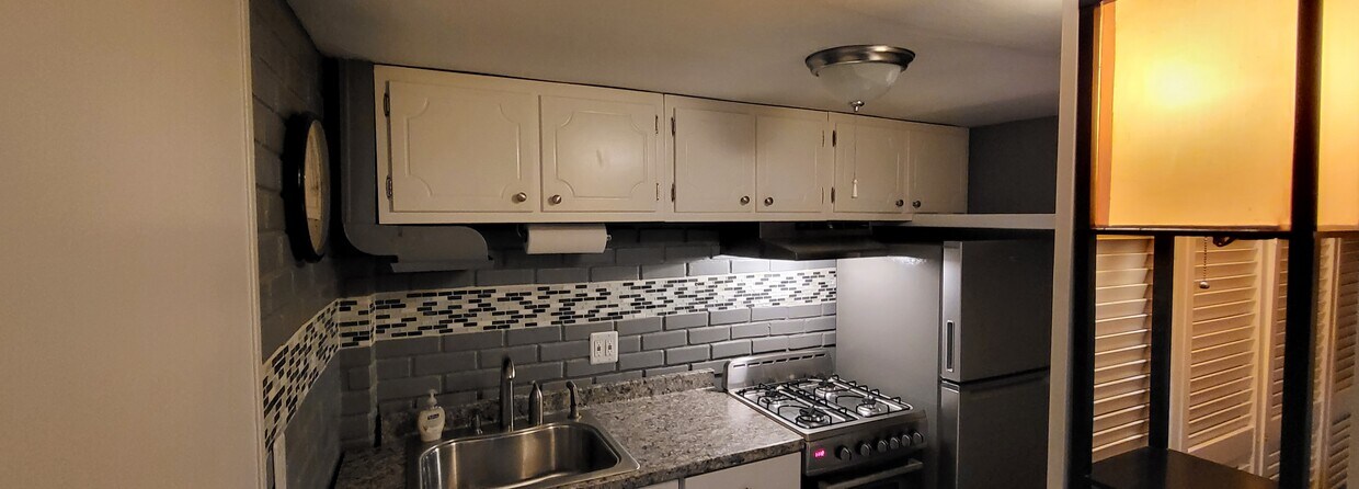 Foto principal - 2434 88th St