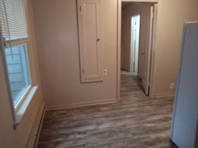 Building Photo - LOWER SOUTH HILL GEM NEAR ROCKET BAKERY