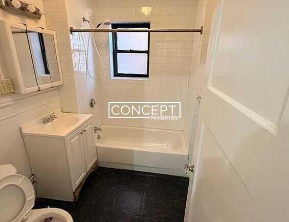 Foto del edificio - 452 Park Dr