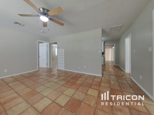Foto del edificio - 4006 Winthrop St