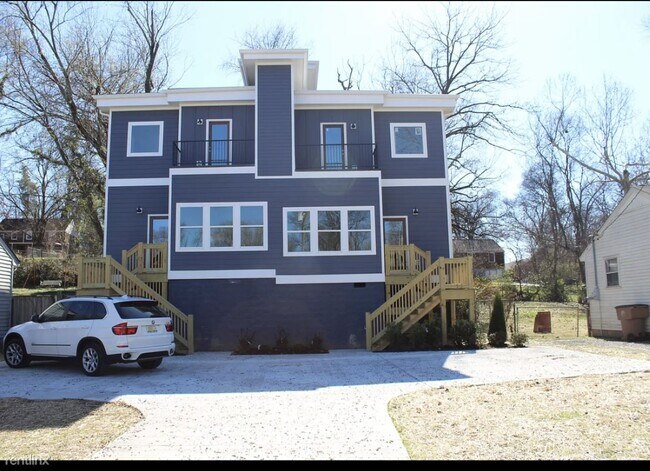 Foto del edificio - 4 br, 2.5 bath House - 421 Moore Avenue B