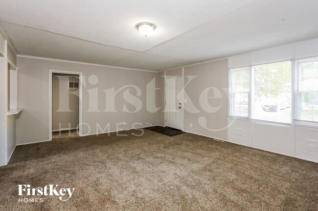 Foto del edificio - 709 NE 45th St