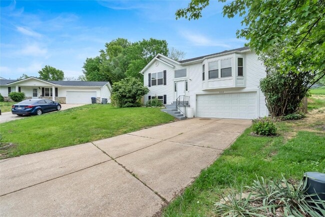 Building Photo - 802 Notre Dame Dr