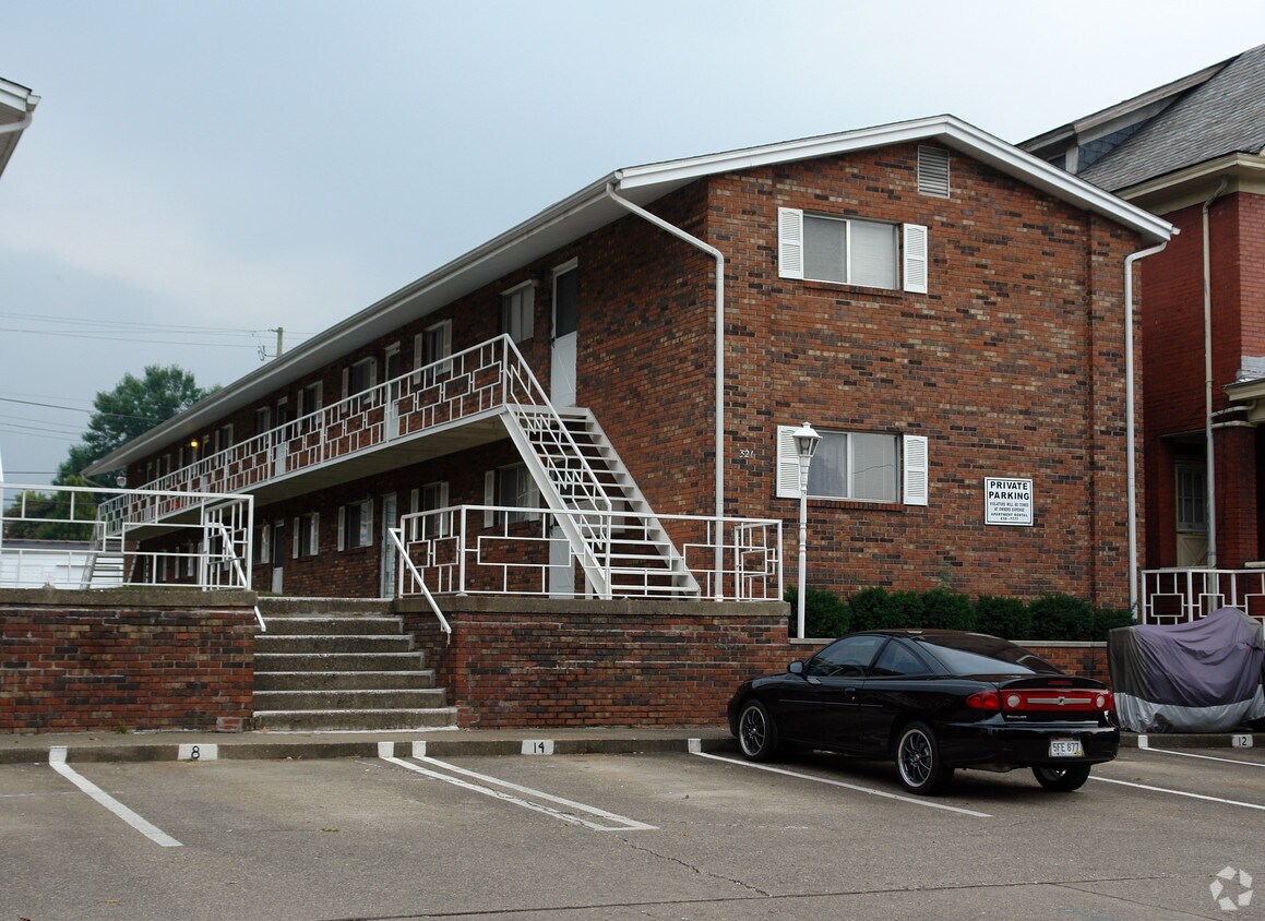 Primary Photo - 321 5th Ave
