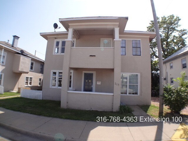 Primary Photo - 113 E Madison Ave