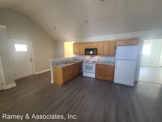 Foto del edificio - 2 br, 1 bath House - 410 Evergreen Road