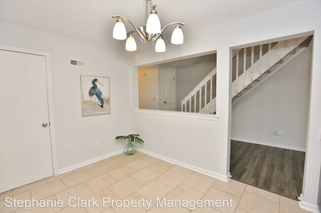 Building Photo - 3 br, 2.5 bath House - 1519 Sword Dancer D...