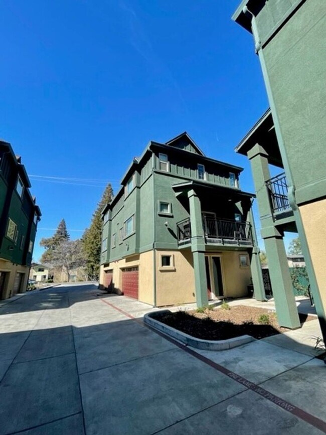 Interior Photo - Fieldhouse
