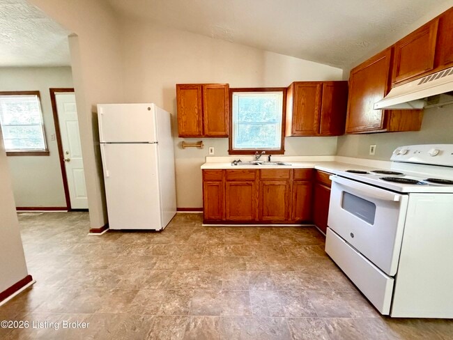 Building Photo - 5210 Delaware Dr