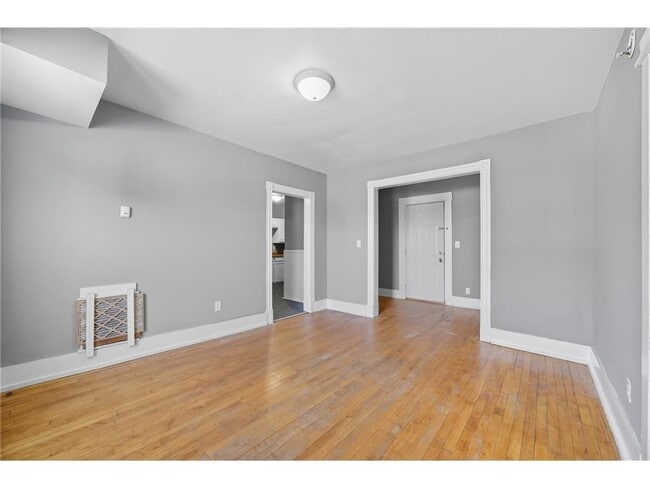 Foto del edificio - 568 N Farrington St