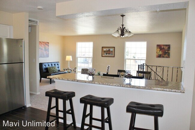 Foto del edificio - 4 br, 2 bath House - 4386 S. Vivian Way