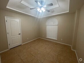Building Photo - 3303 W Solera Rd
