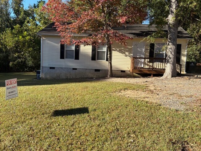 Foto del edificio - Recently Updated 3 Bedroom 1 Bath Home in ...