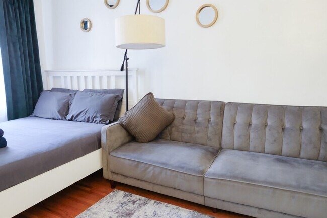 Foto del edificio - 328 E 74th St