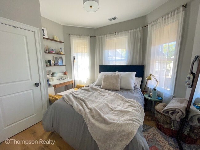 Bedroom 2 - 1114 Saratoga St