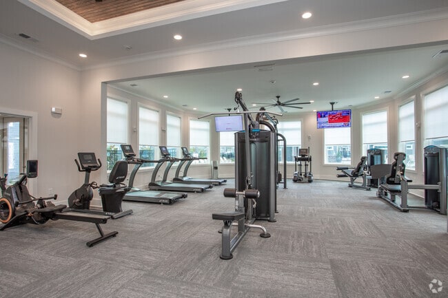 Fitness Center - Hawthorne at New Bern