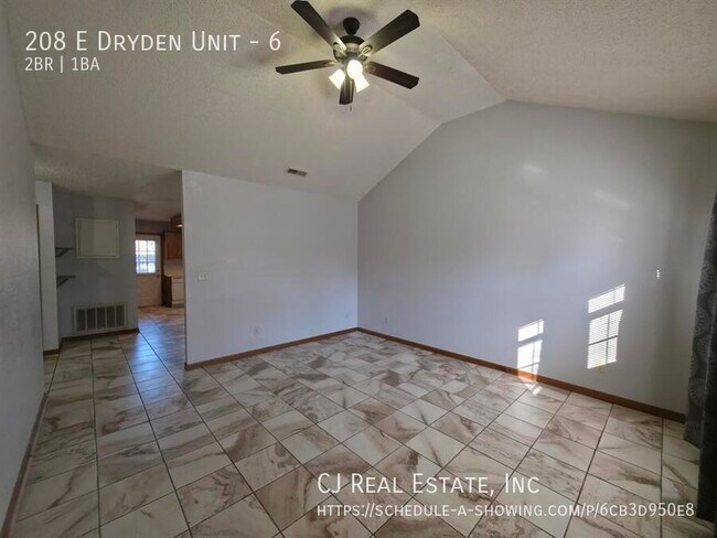 Building Photo - 208 E Dryden