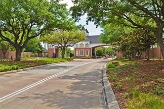 Building Photo - 14339 Shadow Garden Ln