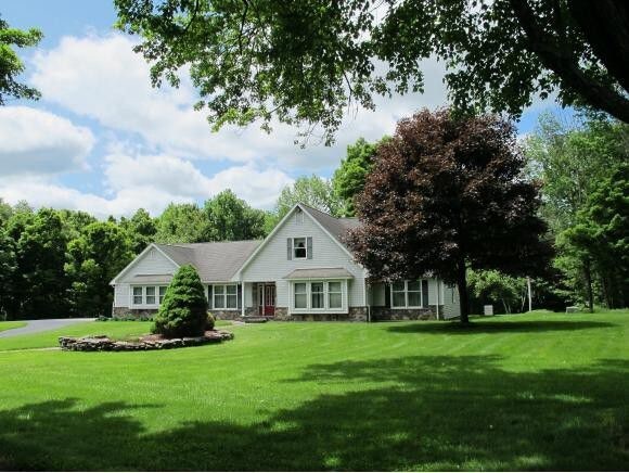 Foto principal - 2863 Tingley Lake Rd