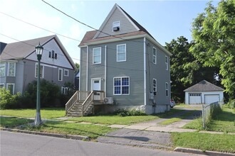 Building Photo - 222 Academy St