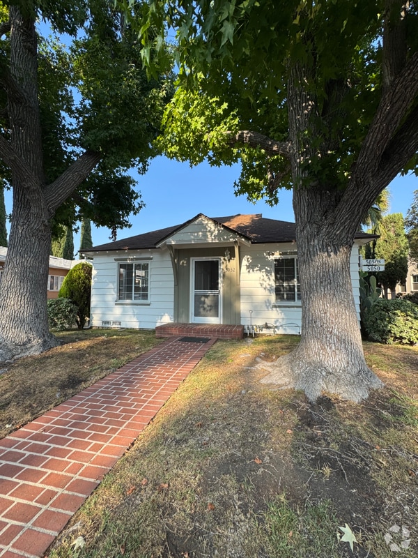 Building Photo - 5052 Colfax Ave