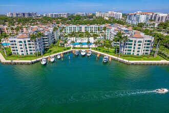Building Photo - 100 SE 5th Ave