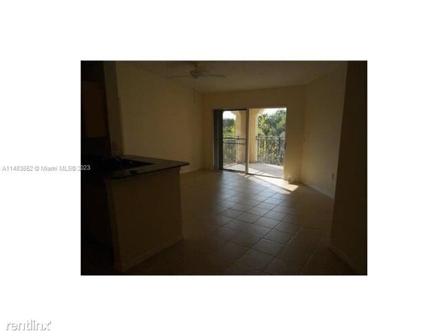Building Photo - 3 br, 2 bath House - 2457 Centergate Dr Ap...