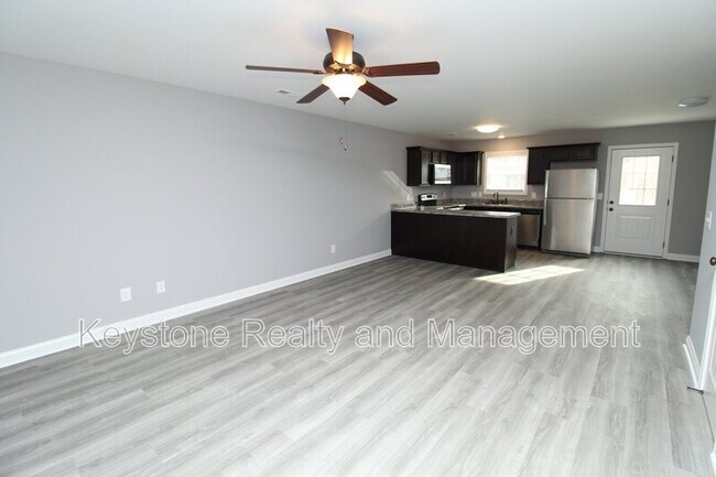Foto del edificio - 1725 Manning Dr