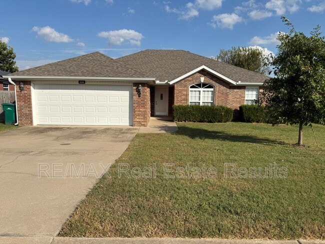 Building Photo - 420 Spicewood Trail