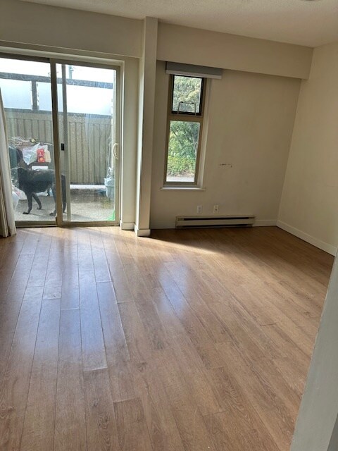 Photo du bâtiment - 850-850 Rupert Terrace
